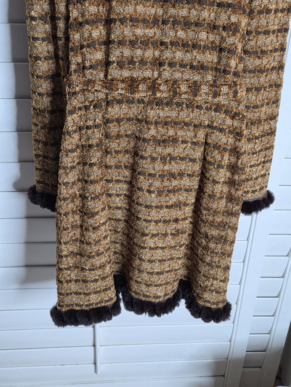 Vintage St John Sport Marie Gray Rabbit Fur Trim Wool Belted Sweater Coat Medium - Picture 8 of 13